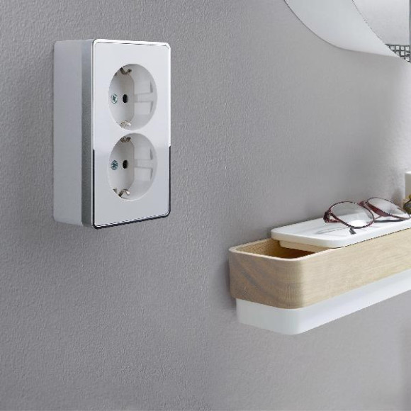 Розетка Накладные механизмы Gallant белые WL15-02-03