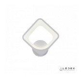 Настенный светильник Pluto 5228/1-WH