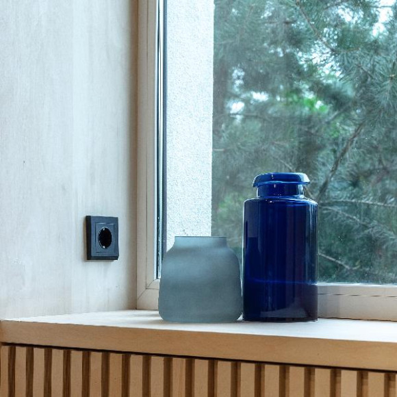 Розетка Встраиваемые механизмы черные WL08-SKG-01-IP20 Розетка Встраиваемые механизмы черные WL08-SKG-01-IP20