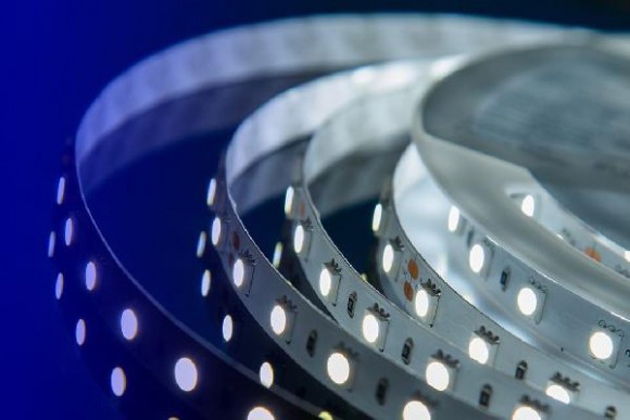 Светодиодная лента LUX DSG560-24-W-33 Светодиодная лента LUX DSG560-24-W-33