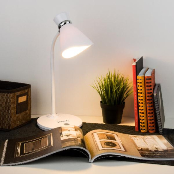 Офисная настольная лампа School 01077/1 Офисная настольная лампа School 01077/1