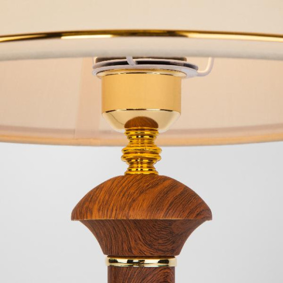 Интерьерная настольная лампа Lorenzo 60019/1 орех Интерьерная настольная лампа Lorenzo 60019/1 орех