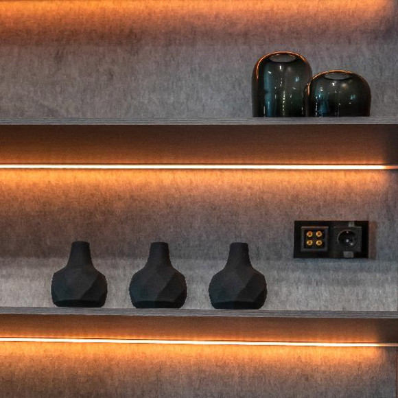 Рамка Favorit черный WL01-Frame-02