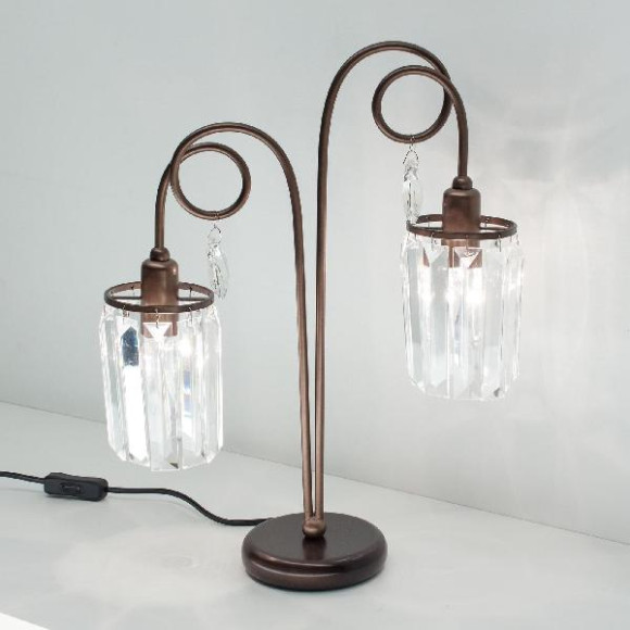 Интерьерная настольная лампа Синди CL330823 Интерьерная настольная лампа Синди CL330823