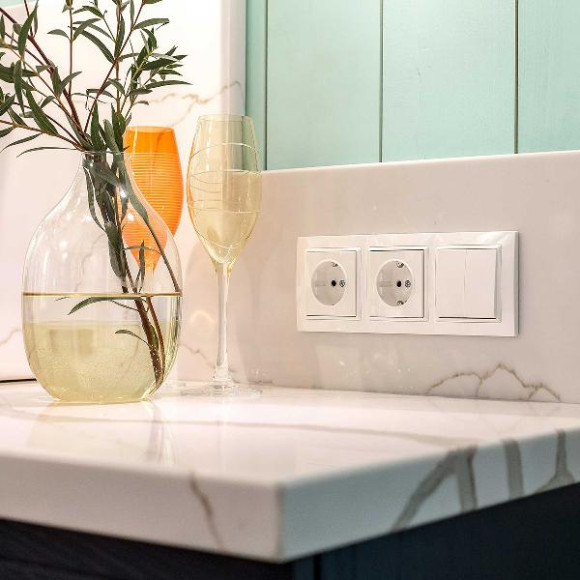 Выключатель Встраиваемые механизмы белые WL01-SW-2G Выключатель Встраиваемые механизмы белые WL01-SW-2G