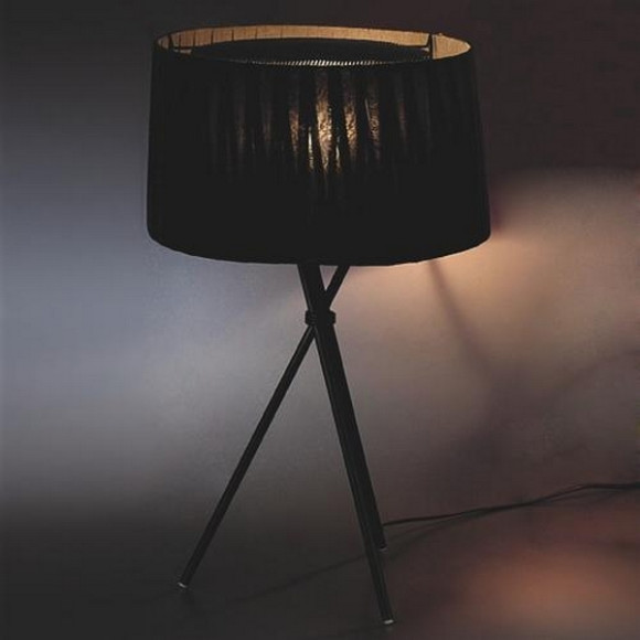 Интерьерная настольная лампа Korb 002615-1