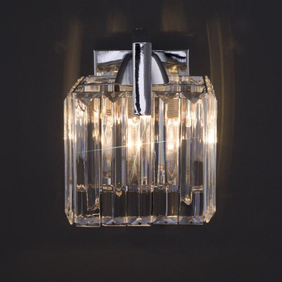 Бра April 10117/1 хром/прозрачный хрусталь Strotskis